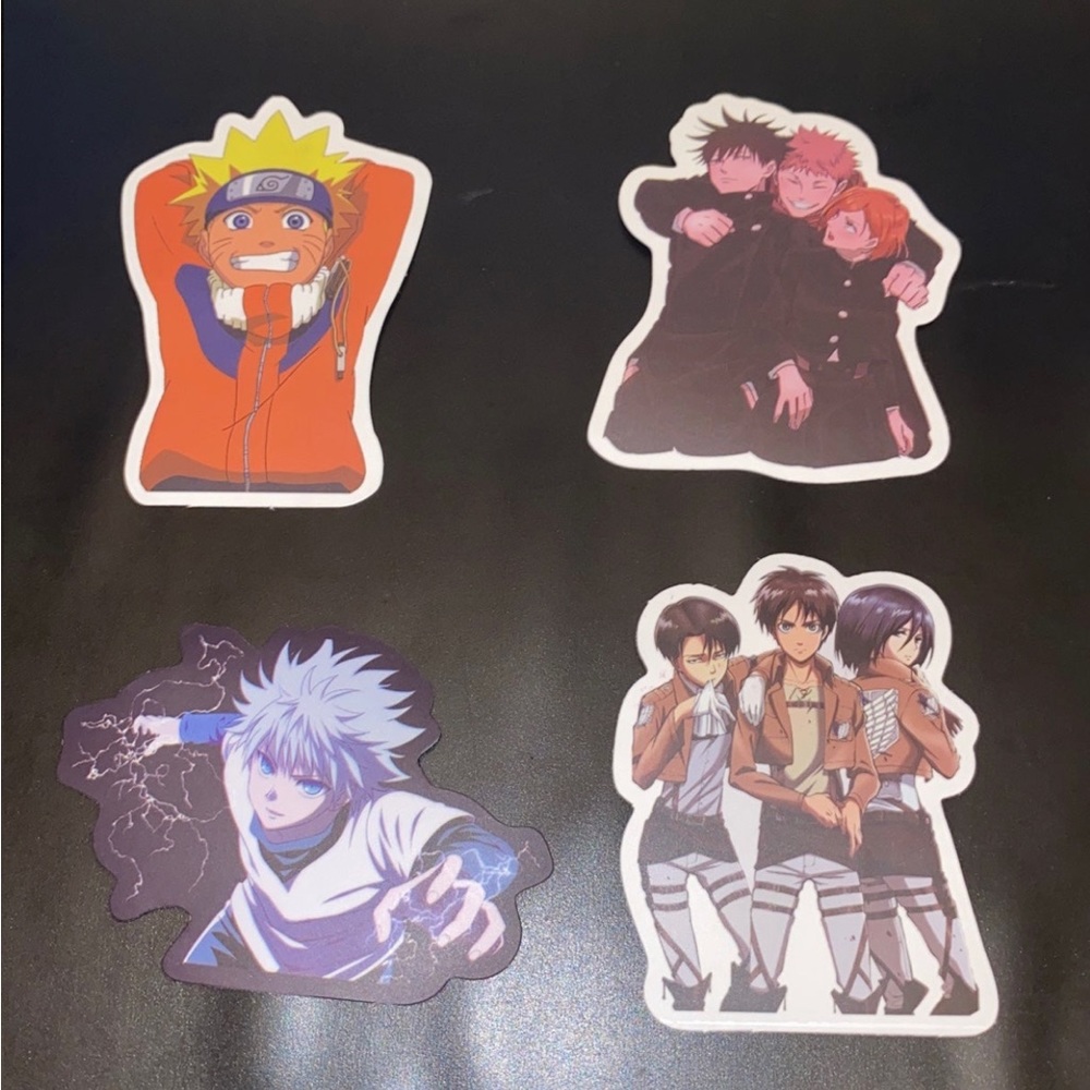 (4) Decal Stickers 1. Naruto 2. HunterxHunter 3. Attackontitans 4.jujutsu kaisen